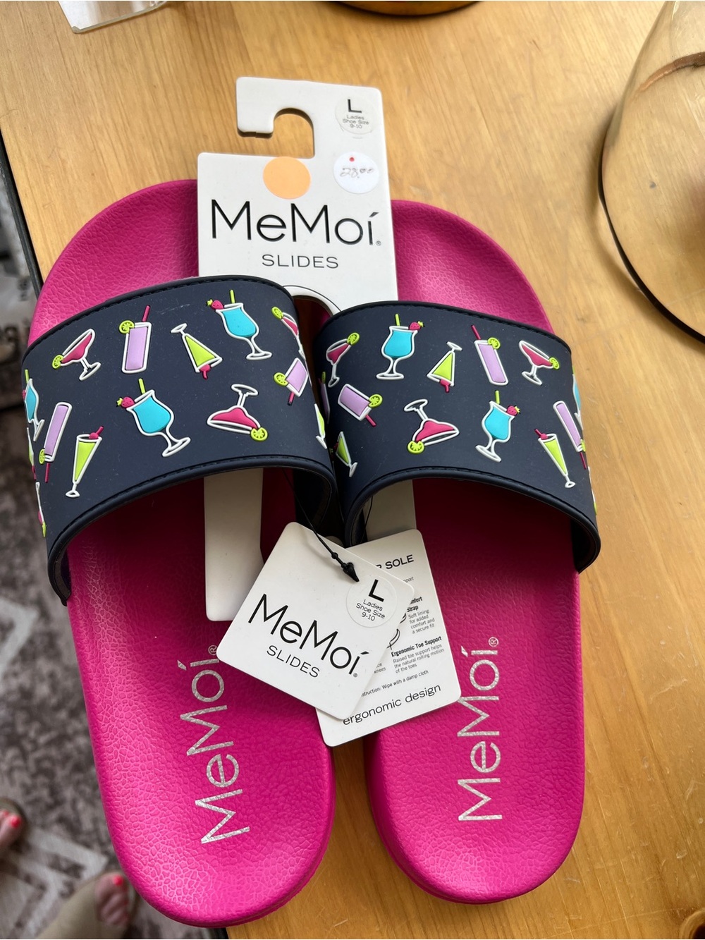 MeMoi Women's Pink Cocktail-Print Slide Sandals